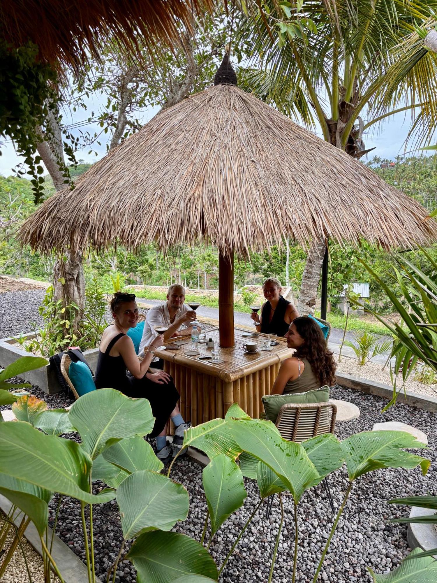 Kaje Cottage & Restaurant Tanglad Exteriér fotografie